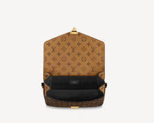 将图片加载到图库查看器，M44876
