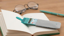 将图片加载到图库查看器，The Wallet With a Trick Up Its Sleeve
