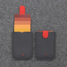 将图片加载到图库查看器，The Wallet With a Trick Up Its Sleeve
