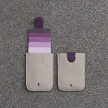 将图片加载到图库查看器，The Wallet With a Trick Up Its Sleeve
