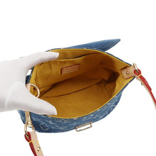 将图片加载到图库查看器，M95050
